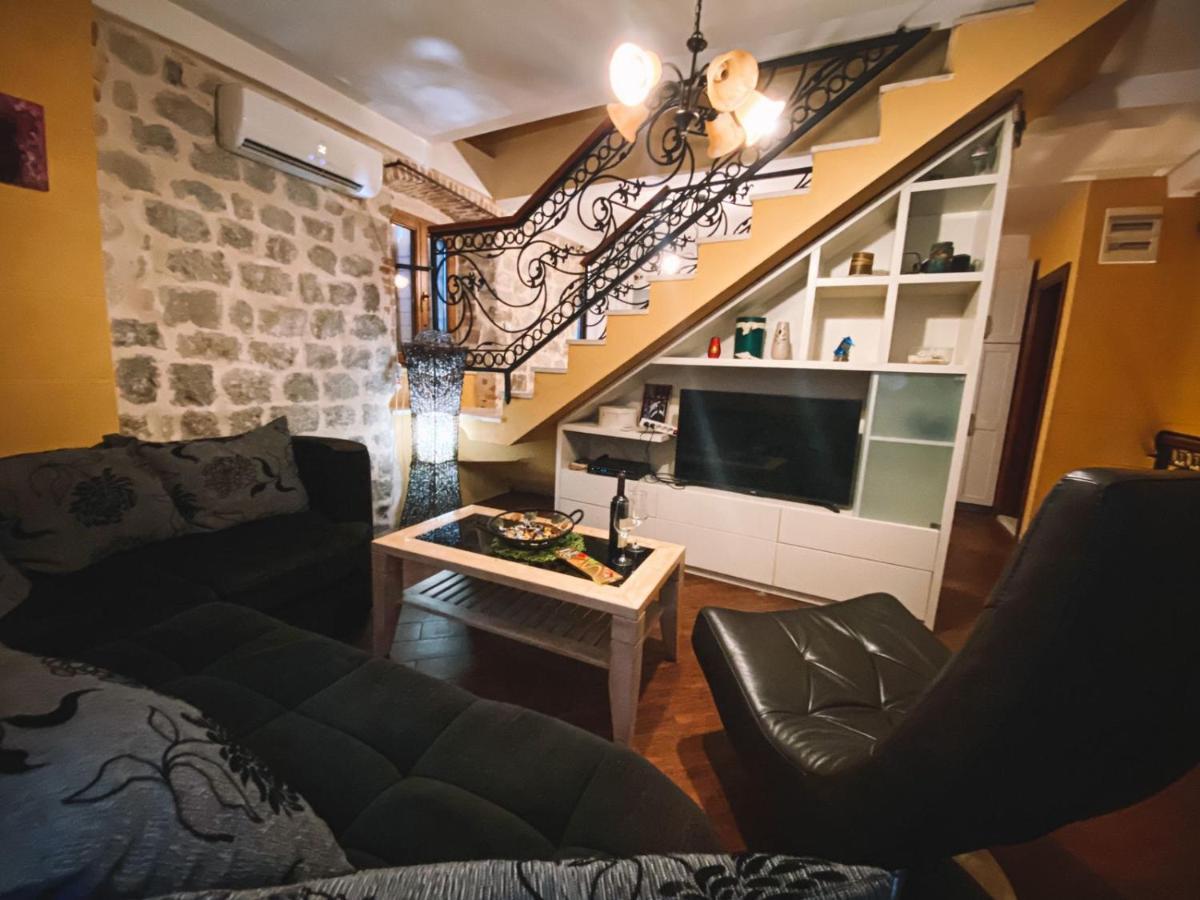 Apartment Belleza Old Town Котор Экстерьер фото